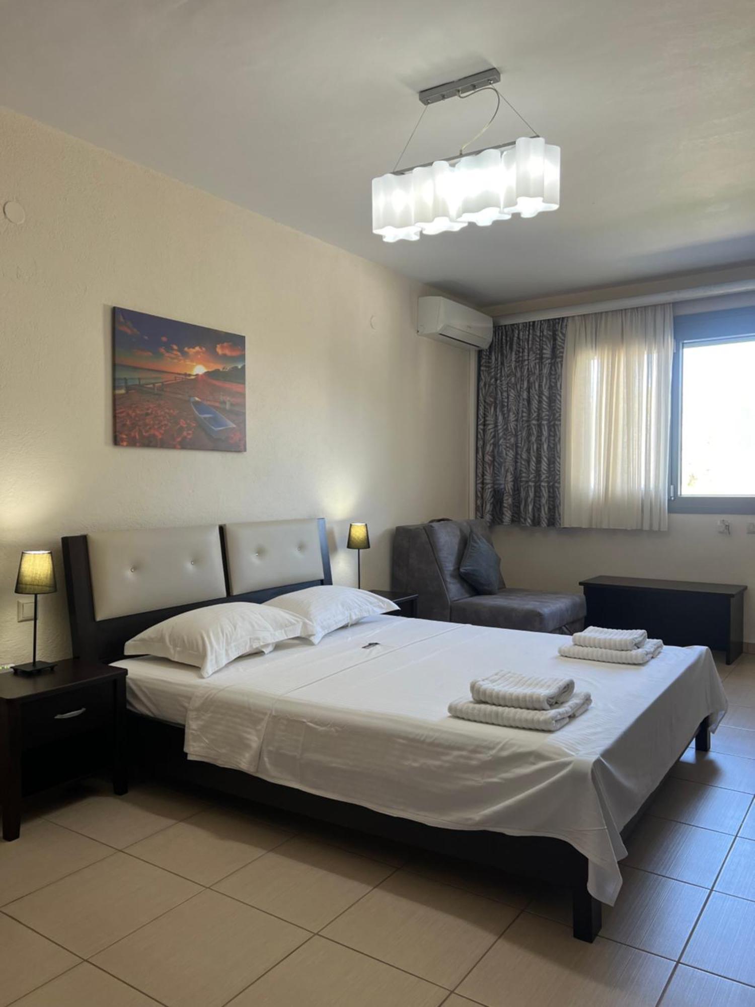 Bivas Apartments Limenas  Bagian luar foto