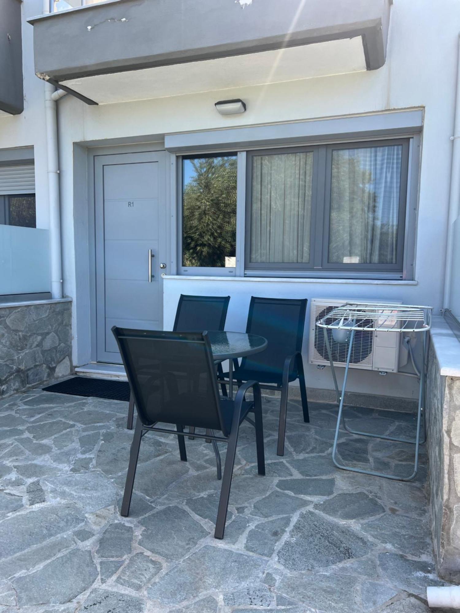 Bivas Apartments Limenas  Bagian luar foto