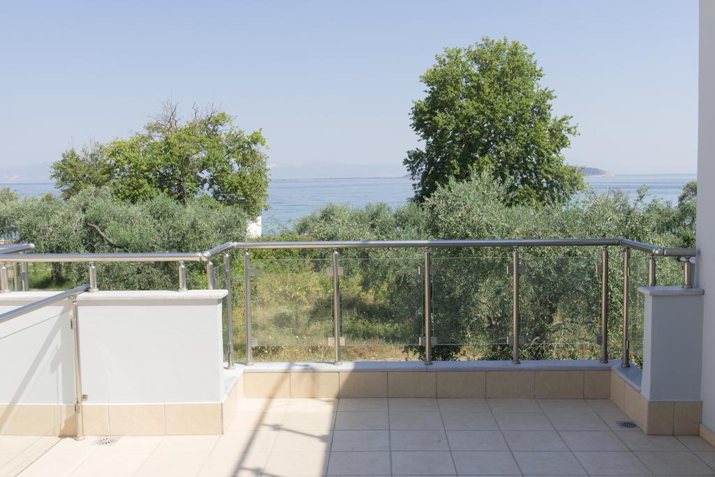 Bivas Apartments Limenas  Bagian luar foto