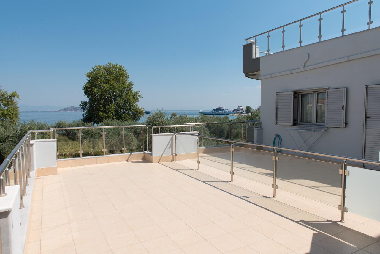 Bivas Apartments Limenas  Bagian luar foto