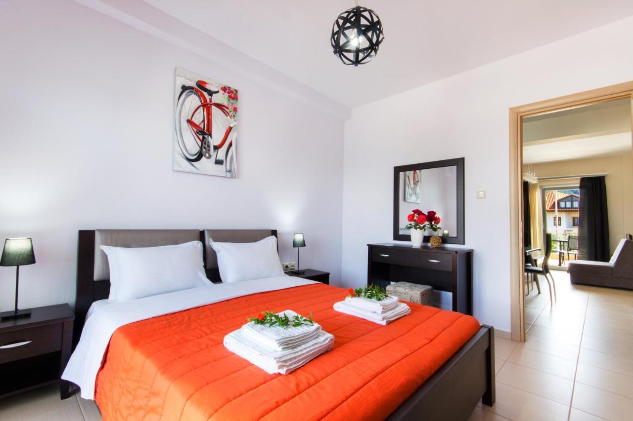 Bivas Apartments Limenas  Bagian luar foto